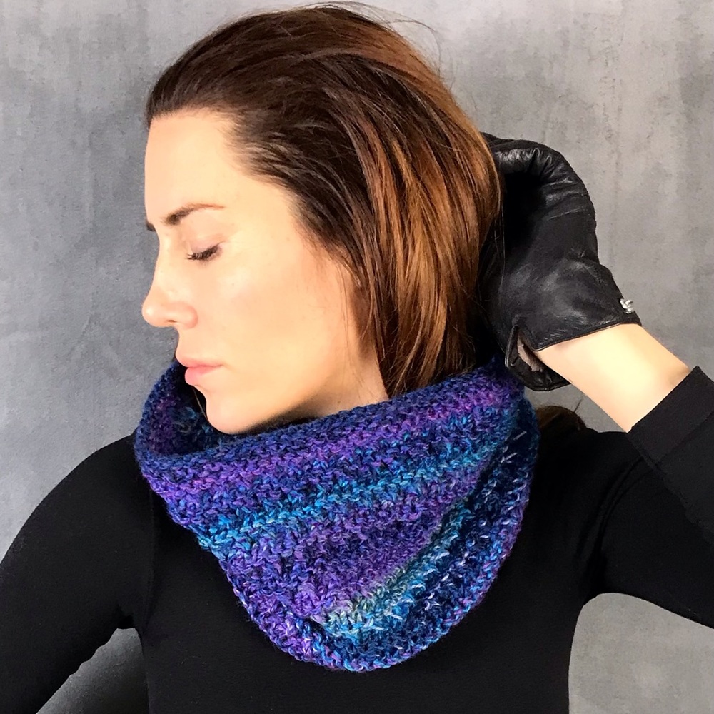 Handmade Neck Warmer for Men & Women (K16-4H)
